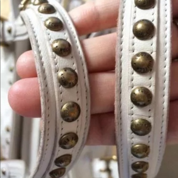 Louis Vuitton Limited Edition Lambskin Handbag - Picture 7 of 12